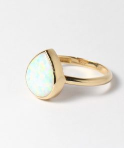arany női gyűrű csepp alakú opál kővel